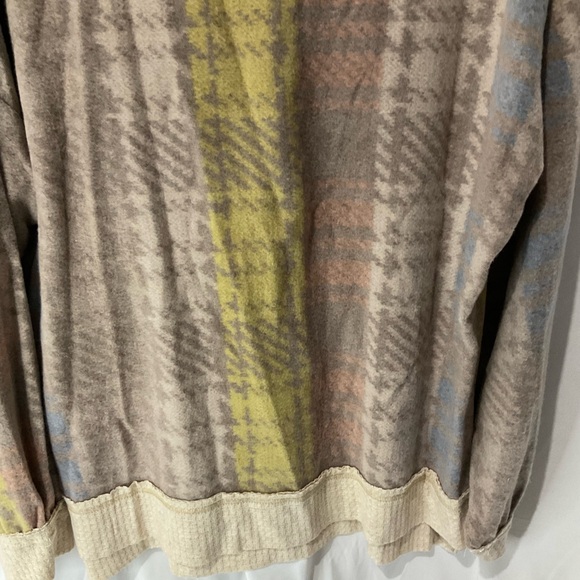 Saints and Hearts Womens Plaid Soft Sweater Size Large Multi Color - Picture 13 of 16